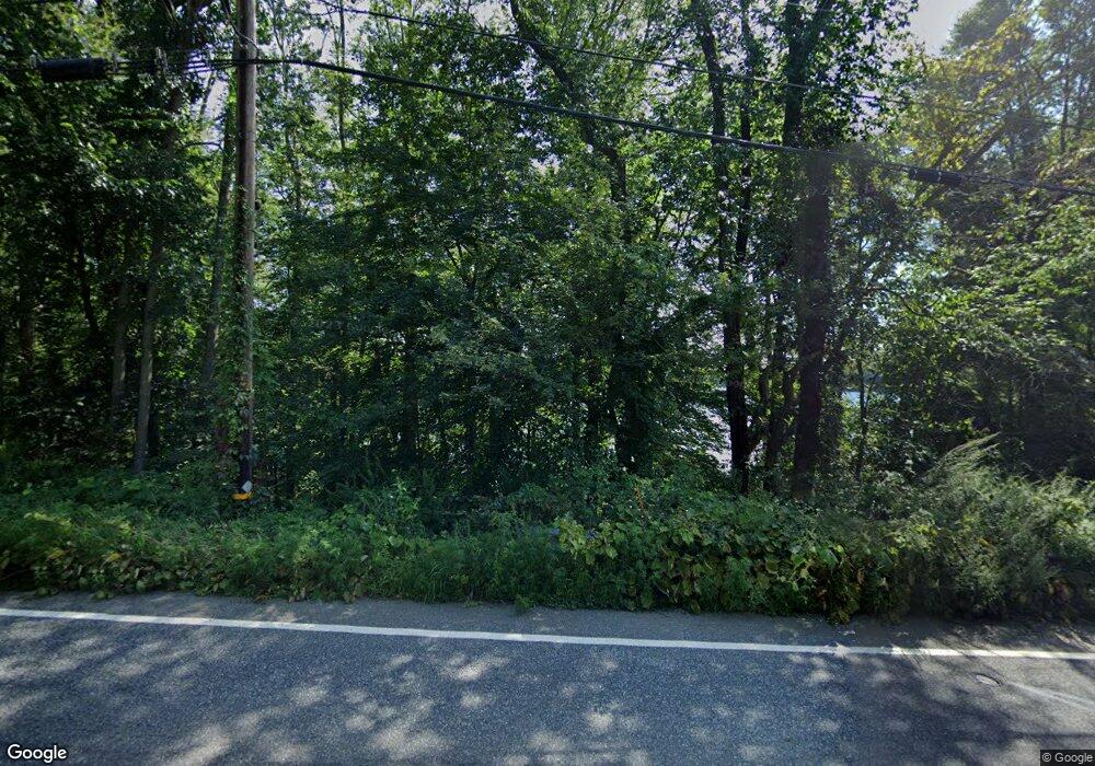 241 Sutton Ave, Oxford, MA 01540 - photo 1