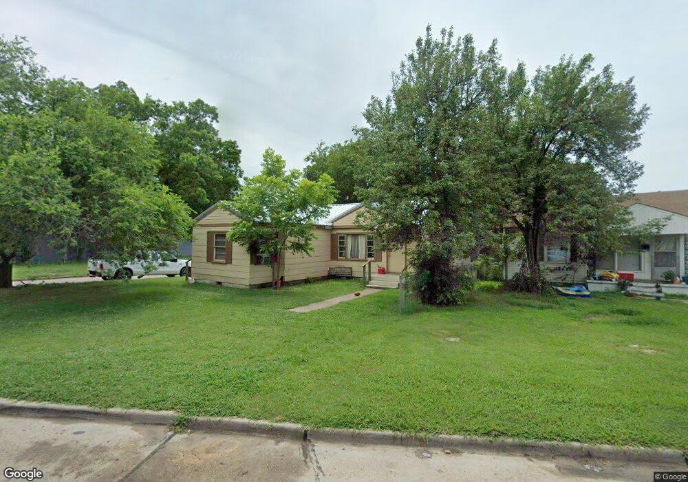 301 F St NW, Ardmore, OK 73401 - photo 1