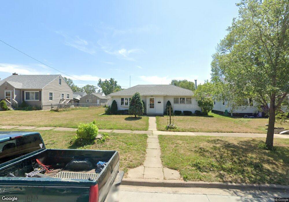 1131 18th Ave SW, Cedar Rapids, IA 52404 - photo 1