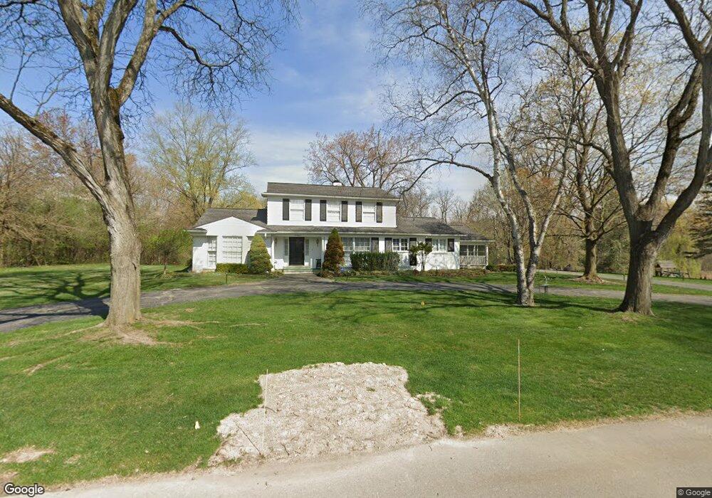 215 Warrington Rd, Bloomfield Hills, MI 48304 - photo 1