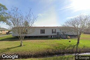 1425 Magnolia Ln, Vacherie, LA 70090