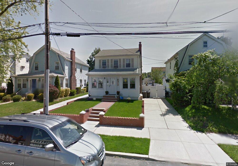 4359 168th St, Flushing, NY 11358 - photo 1