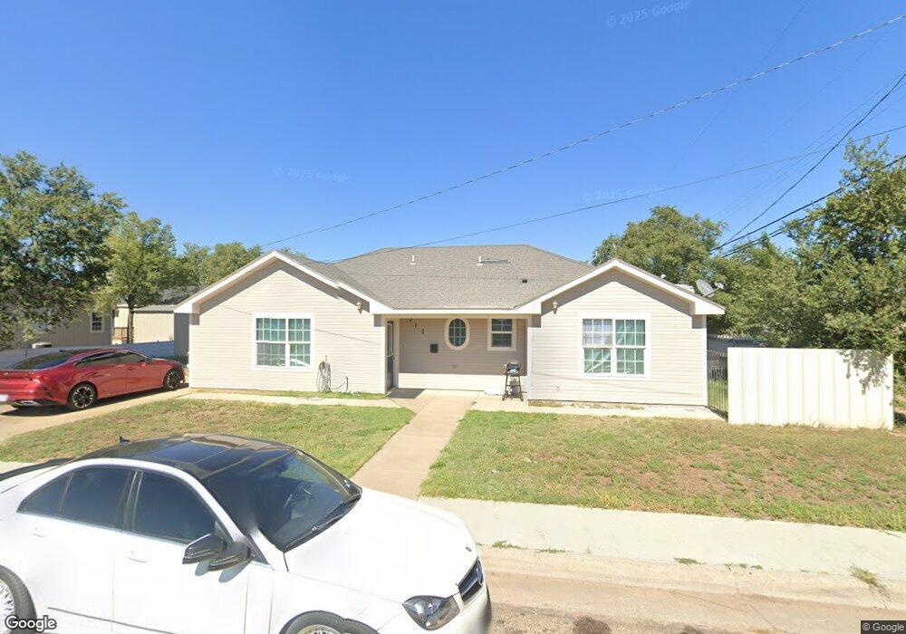 312 W 6th St, Dumas, TX 79029 - photo 1