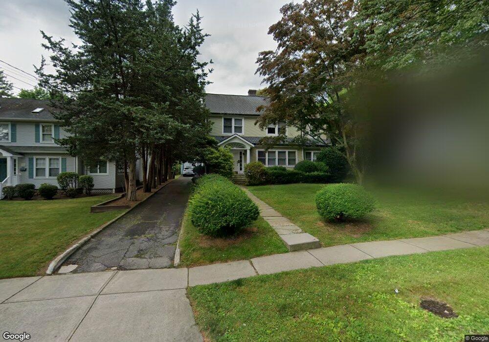 35 Lenox Ave unit 2, Stamford, CT 06906 - photo 1