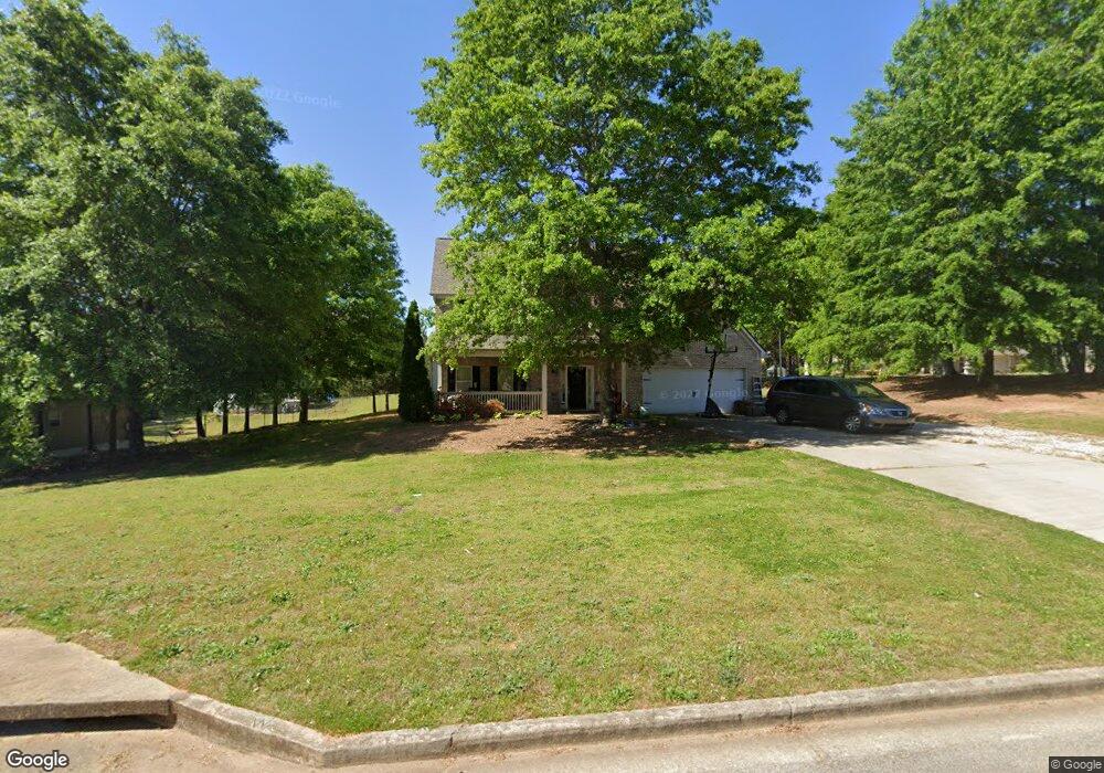 653 Carla Ct, Winder, GA 30680 - photo 1