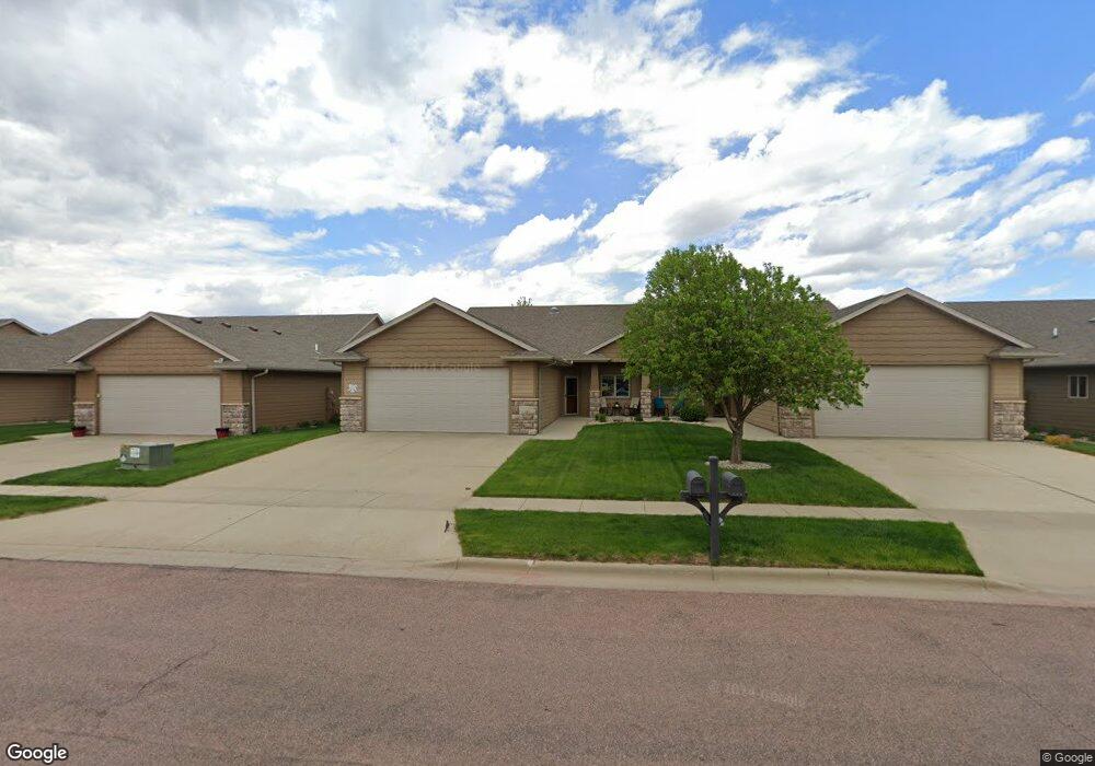 3408 E Woodsedge St, Sioux Falls, SD 57108 - photo 1