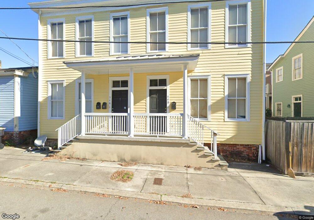 546 E Huntingdon St, Savannah, GA 31401 - photo 1