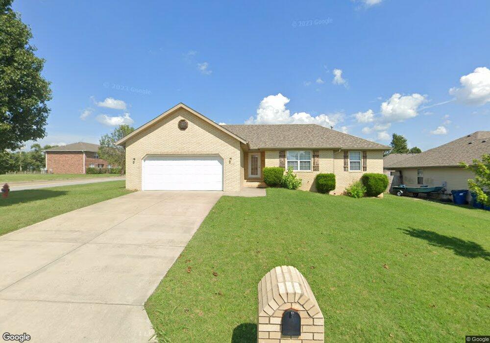 572 S Carriage Crossing, Nixa, MO 65714 - photo 1