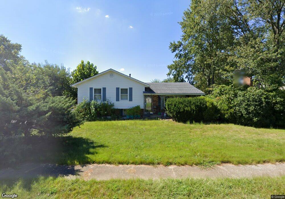 1207 Pinefield Rd, Newark, DE 19713 - photo 1