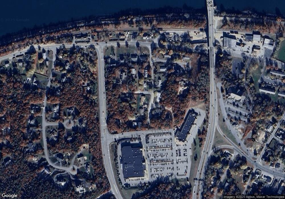 25 Eleanor Ave, Bourne, MA 02532 - photo 1