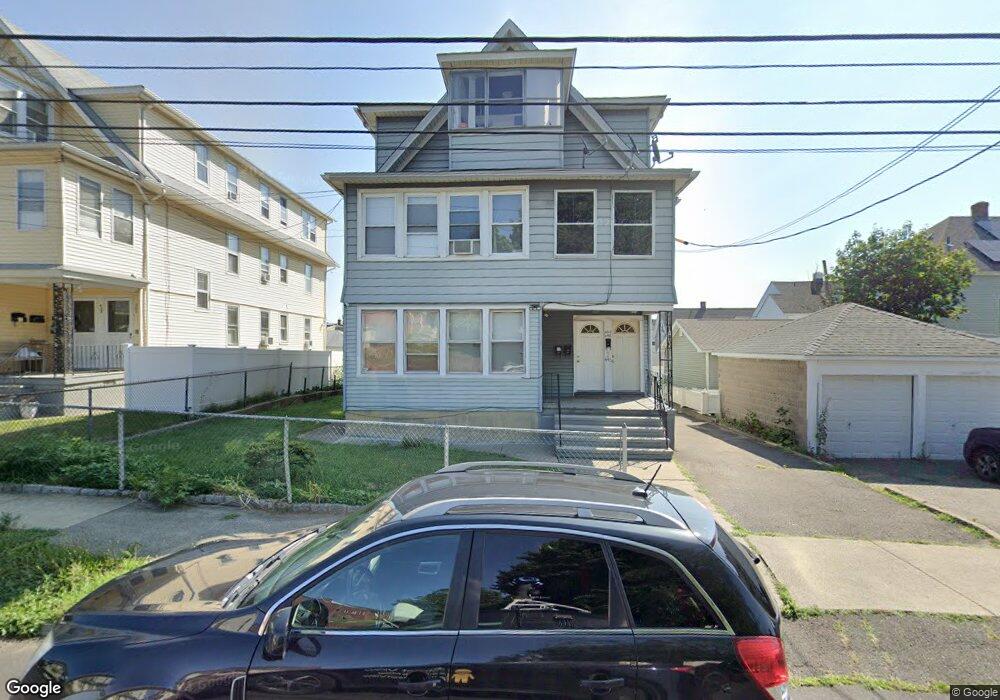 448 Anson St unit 2, Bridgeport, CT 06606 - photo 1