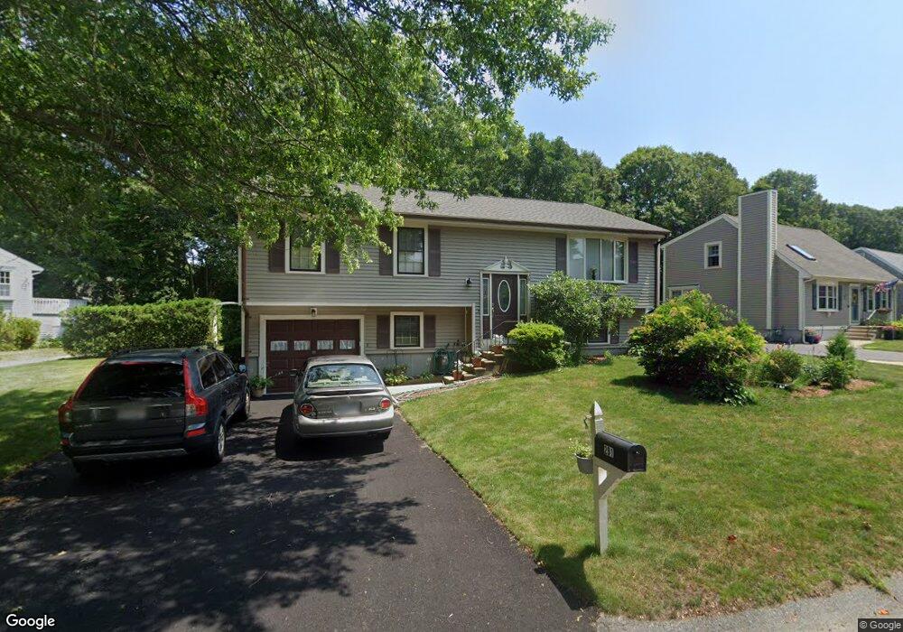291 W Mccabe St, North Dartmouth, MA 02747 - photo 1