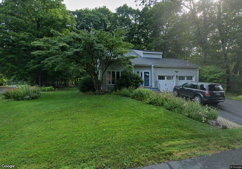 11 Old Village Ln, Unionville, CT 06085 - photo 1