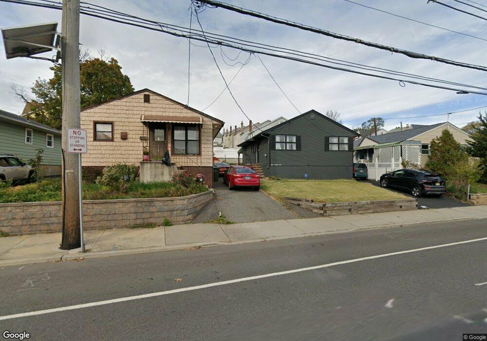 174 Meadow Rd, Rutherford, NJ 07070 - photo 1