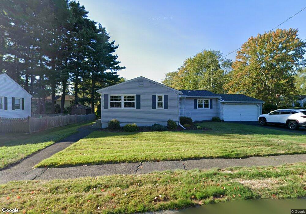 28 Bryan Ave, Easthampton, MA 01027 - photo 1