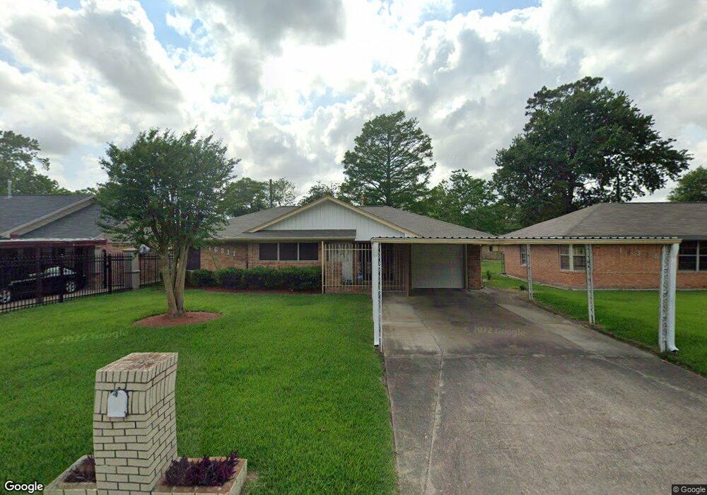 10311 Hollyglen Dr, Houston, TX 77016 - photo 1