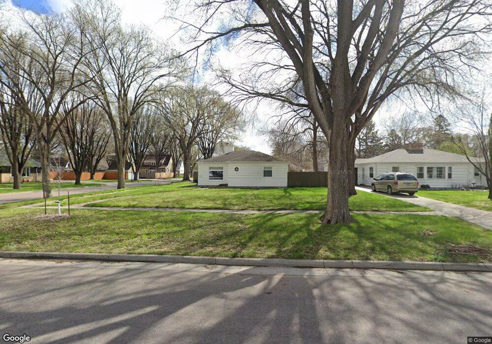 1602 10th St S, Fargo, ND 58103 - photo 1