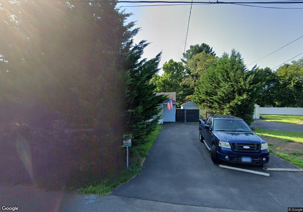 63 Laurel Rd, Windsor Locks, CT 06096 - photo 1