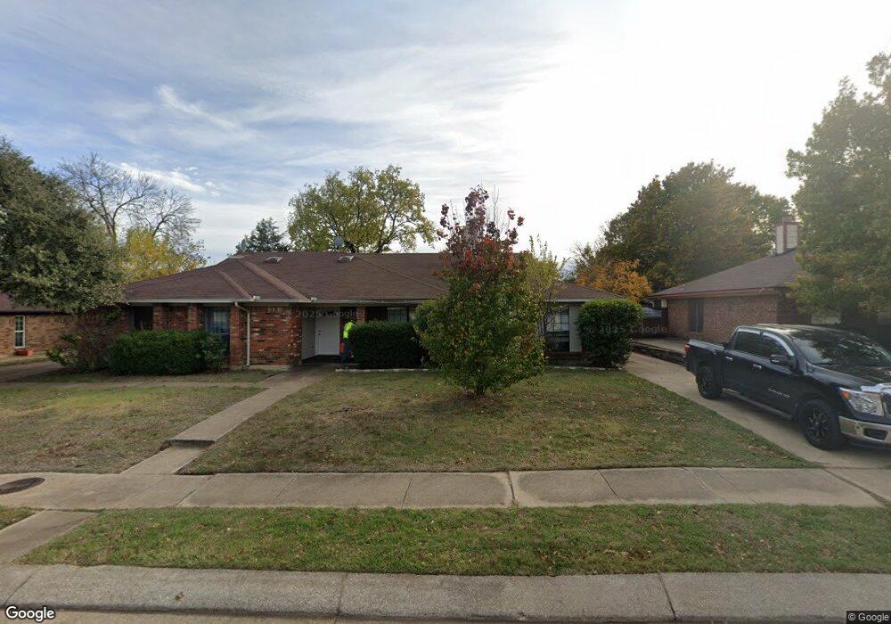 2336 Dalewood Ln, Bedford, TX 76022 - photo 1