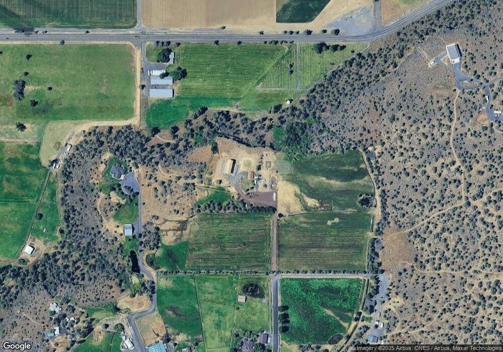 7600 NE Juniper Ridge Rd, Redmond, OR 97756 - photo 1