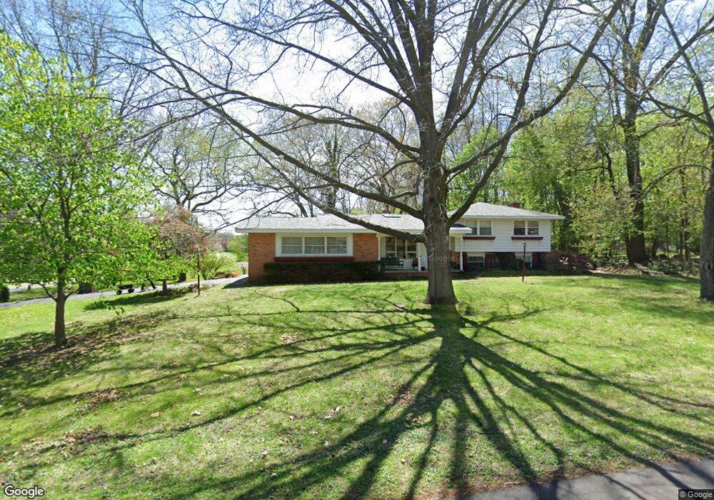 1240 Peveril Rd, Bloomfield Hills, MI 48304 - photo 1