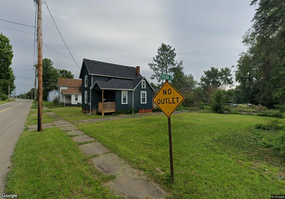 1226 Lawrence Rd NE, Canton, OH 44705 - photo 1