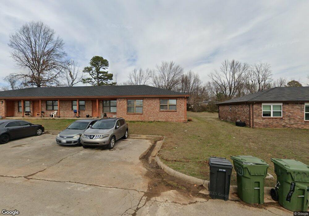 1017 W Hendrix St, Rogers, AR 72756 - photo 1