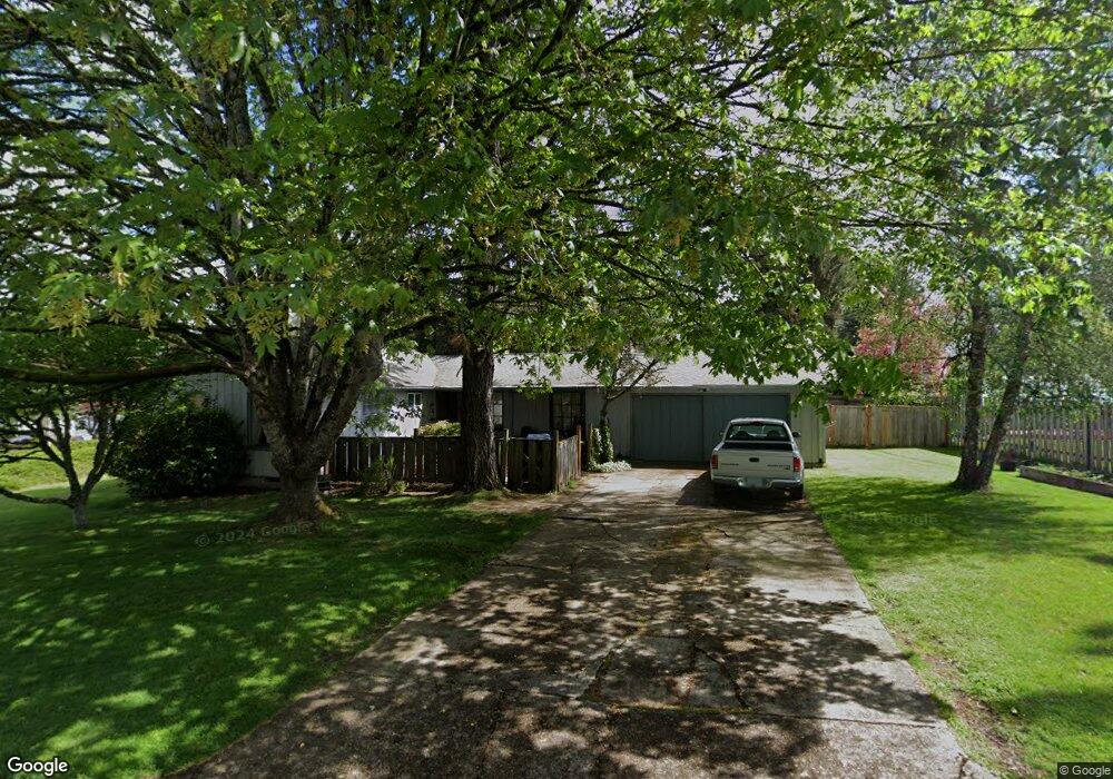 11835 SW Lynnridge Ave, Portland, OR 97225 - photo 1