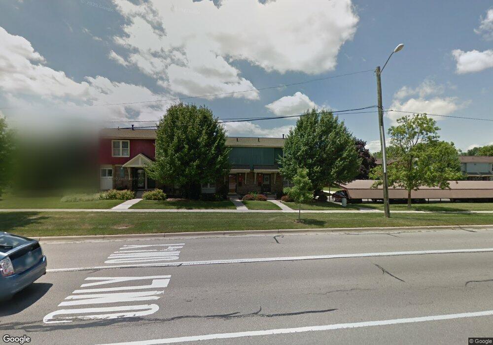 209 N Maple Rd, Saline, MI 48176 - photo 1