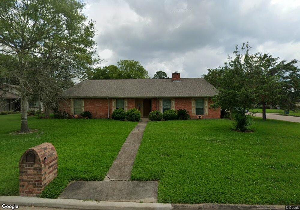 16943 Worden Ln, Friendswood, TX 77546 - photo 1