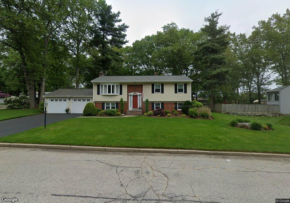 10 Cherrywood Dr, Greenville, RI 02828 - photo 1