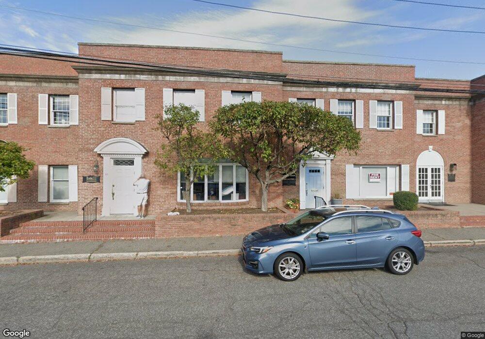 47 Pine Suite C St unit 3, New Canaan, CT 06840 - photo 1