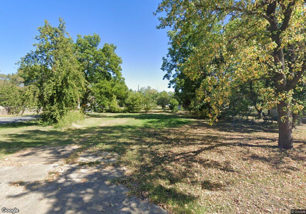 119 N Orphan St, Pryor, OK 74361 - photo 1