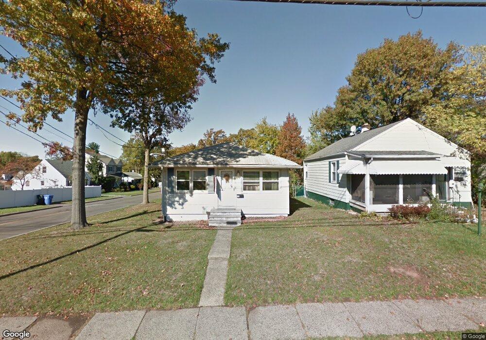 578 Chain o Hills Rd, Colonia, NJ 07067 - photo 1