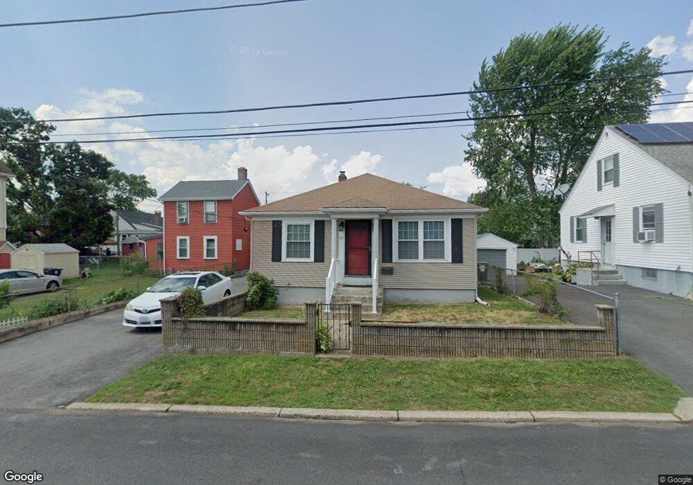 40 Bowen St, Cumberland, RI 02864 - photo 1