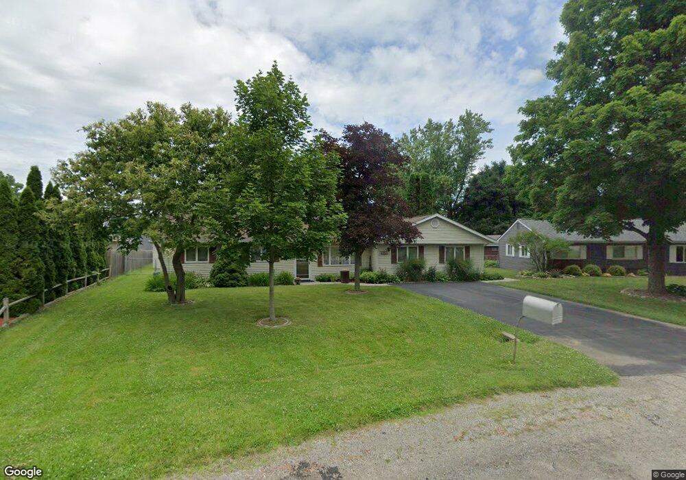 1956 Swaranne Dr, West Bloomfield, MI 48324 - photo 1