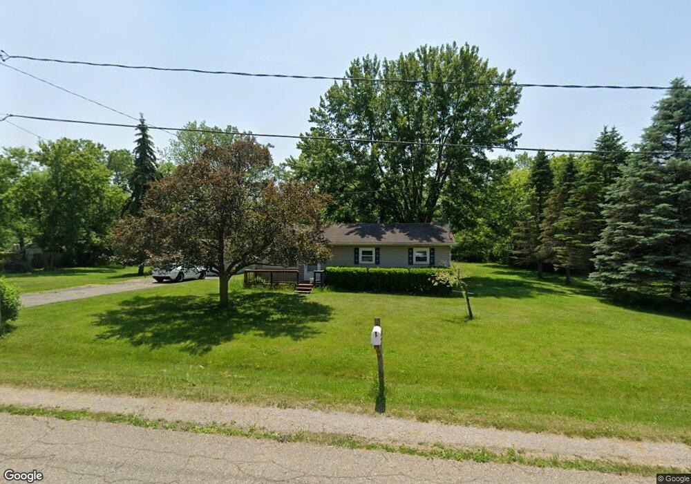 3139 Walton Ave, Flint, MI 48504 - photo 1