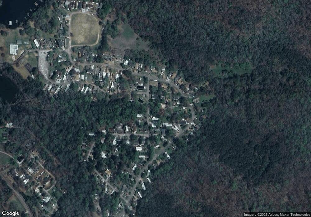 5422 Crystal Lake Dr, Gainesville, GA 30506 - photo 1