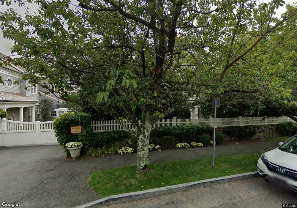 90 E Elm St unit 2, Greenwich, CT 06830 - photo 1