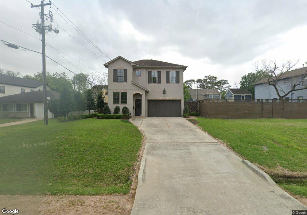 951 W 42nd St, Houston, TX 77018 - photo 1