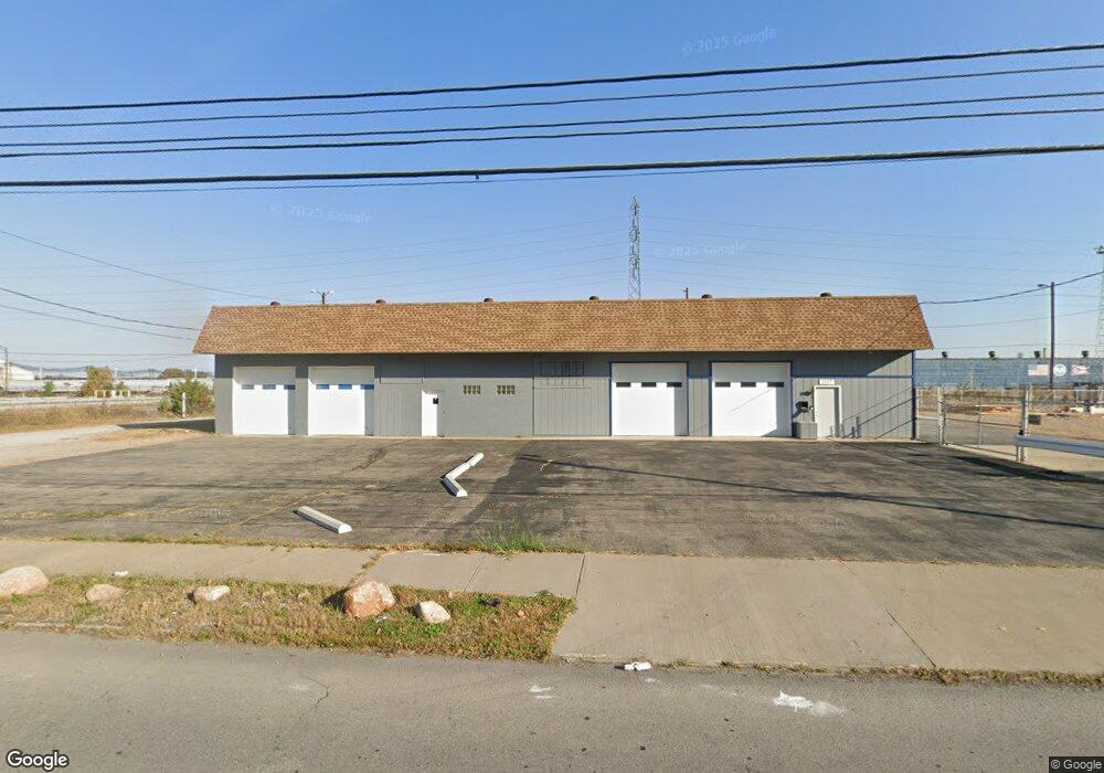 2117 E 28th St, Lorain, OH 44055 - photo 1