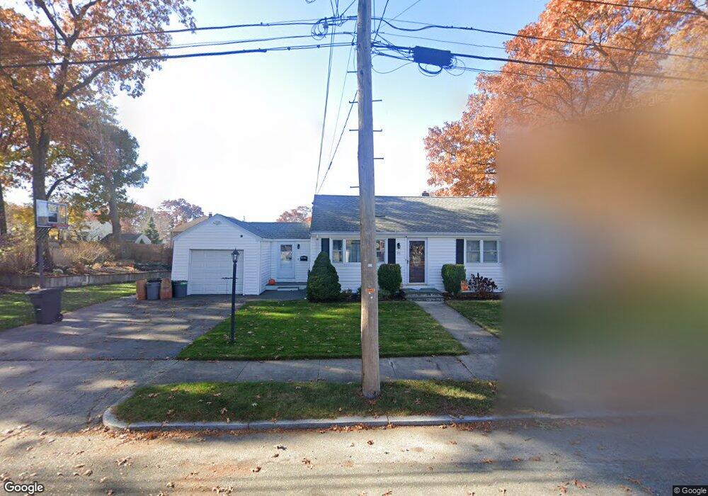 20 Dewitt Rd, Stoneham, MA 02180 - photo 1