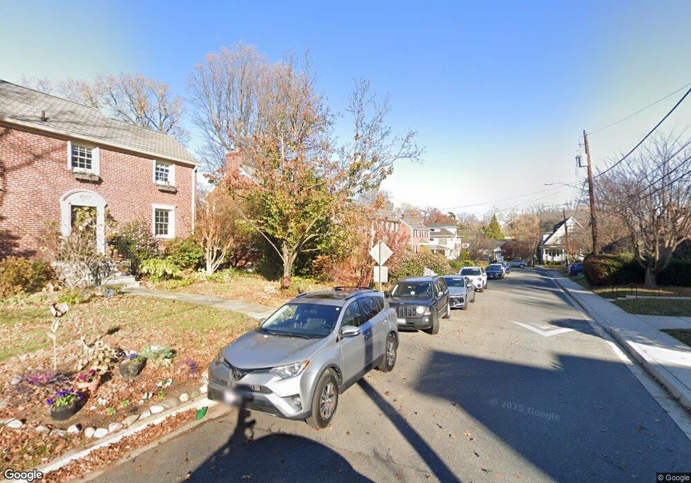 4503 Harling Ln, Bethesda, MD 20814 - photo 1