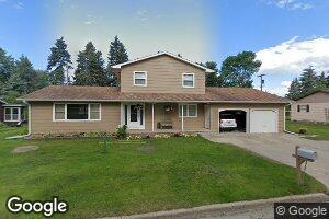 307 15th Ave SE, Devils Lake, ND 58301