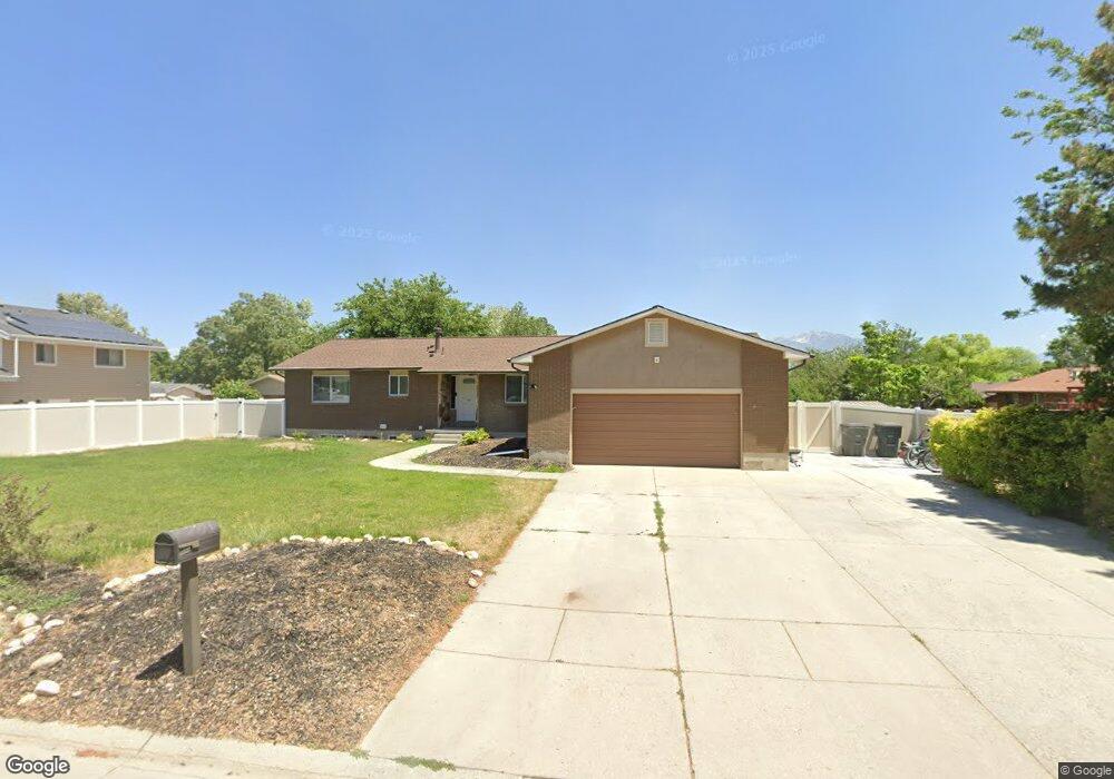 9649 Stonehaven St, South Jordan, UT 84095 - photo 1