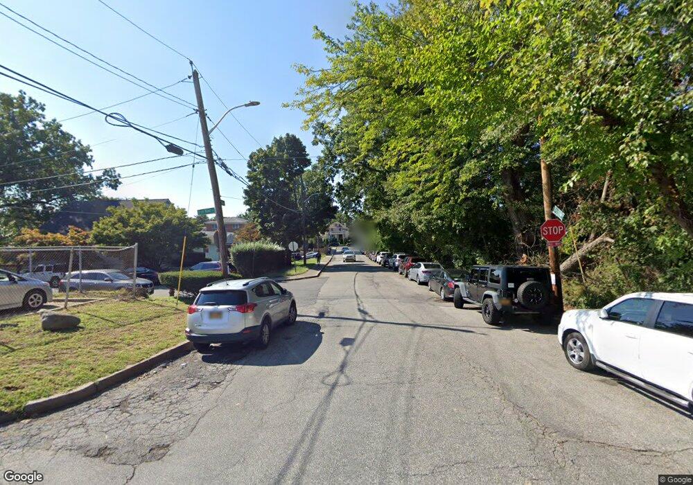 28 Barton Rd, Yonkers, NY 10701 - photo 1