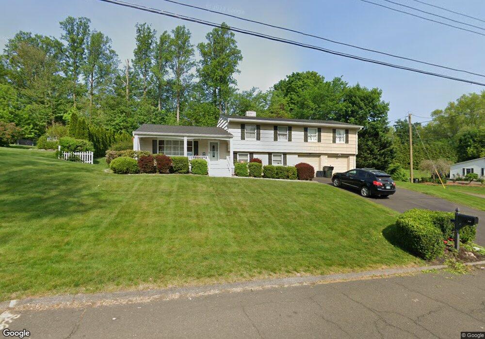 222 Lawrence Rd, Trumbull, CT 06611 - photo 1