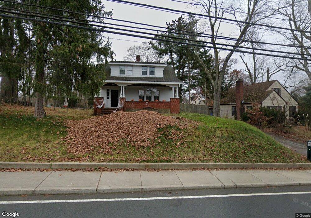 206 Woodbridge St, Manchester, CT 06042 - photo 1