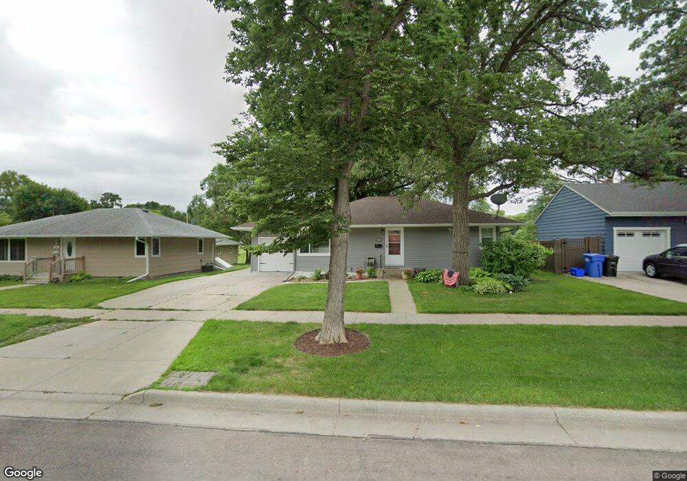 38 18th Ave N, Fargo, ND 58102 - photo 1