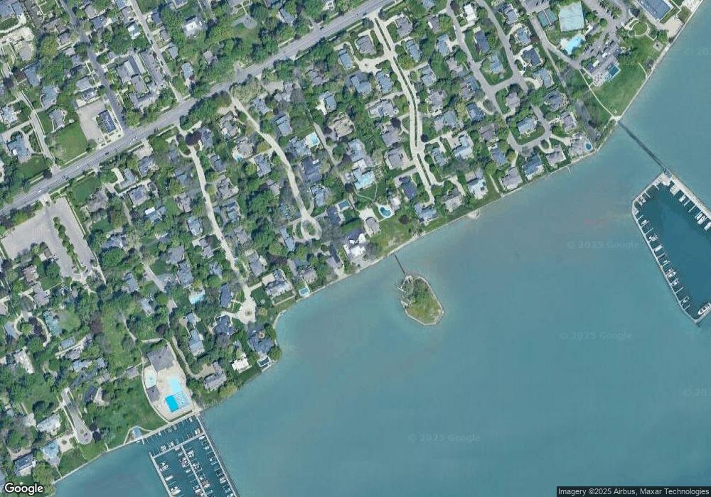 4 Alger Place, Grosse Pointe, MI 48230 - photo 1